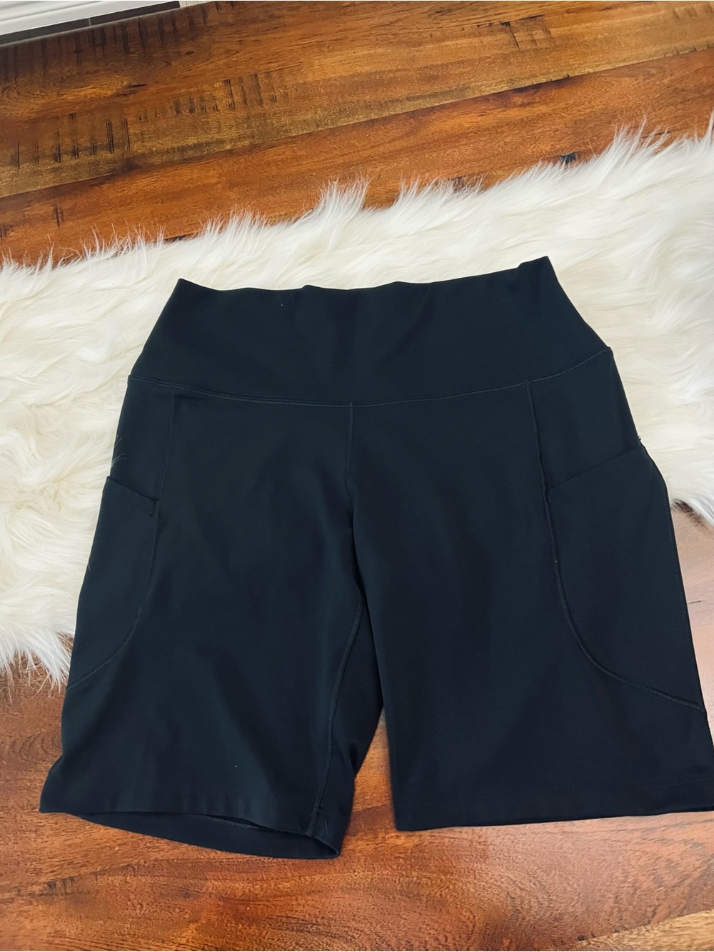 Nike One Dri-FIT High Rise 7.5” Biker Shorts Black Size Large Side Pocket